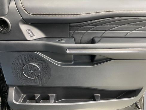 Used 2022 Ford Expedition Max Platinum image 26