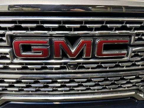 Used 2020 GMC Sierra 1500 Denali w/ Denali Ultimate Package image 9