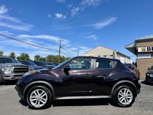 Used 2015 Nissan Juke S image 2