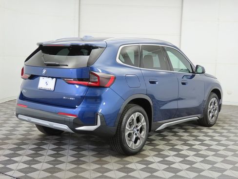 Certified 2025 BMW X1 xDrive28i w/ Premium Package image 4