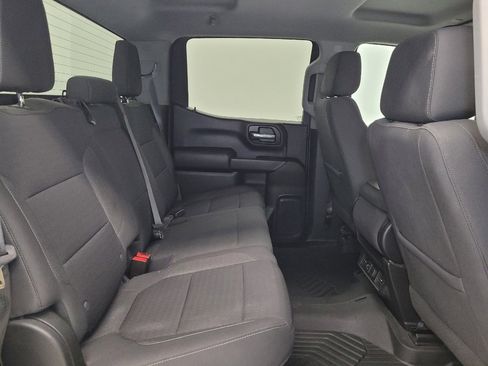 Used 2021 Chevrolet Silverado 1500 LT image 19