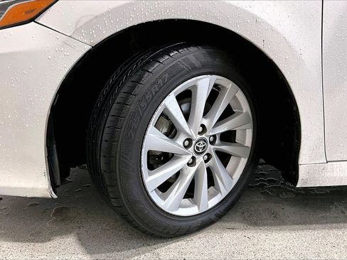 Used 2023 Toyota Camry LE FWD image 18