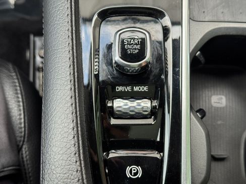 Used 2021 Volvo XC90 T8 Inscription Expression w/ Protection Package Premier AWD/4WD image 30
