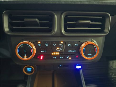 Used 2024 Ford Maverick Lariat w/ 4K Tow Package image 26