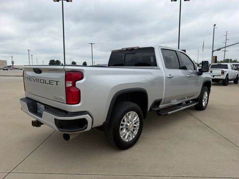 Used 2021 Chevrolet Silverado 2500 High Country w/ Z71 Off-Road Package AWD/4WD image 21