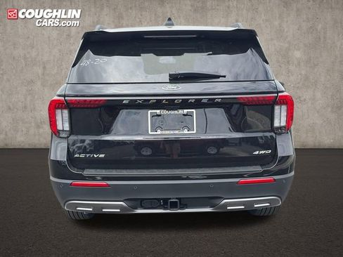 New 2026 Ford Explorer Active w/ Active Comfort Package AWD/4WD image 7