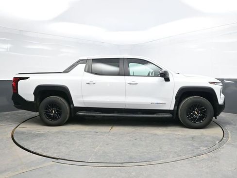 Used 2024 Chevrolet Silverado EV W/T image 8