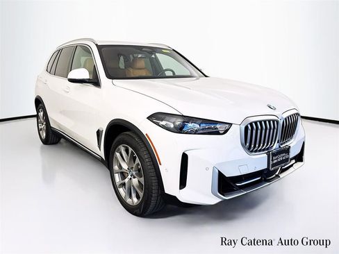 Used 2024 BMW X5 xDrive40i w/ Parking Assistance Package AWD/4WD image 1