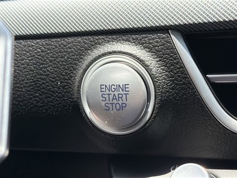 Used 2025 Hyundai Sonata SEL FWD image 29