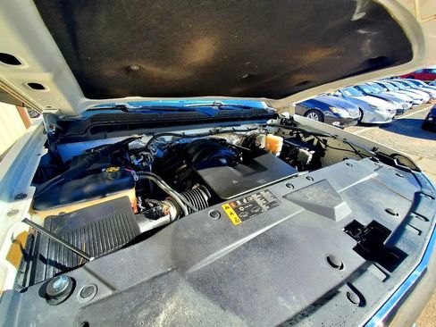 Used 2017 Chevrolet Silverado 1500 W/T RWD image 39