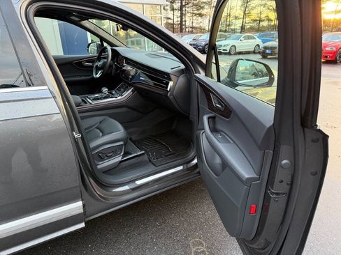 Used 2023 Audi Q7 2.0T Premium Plus w/ Premium Plus Package image 10