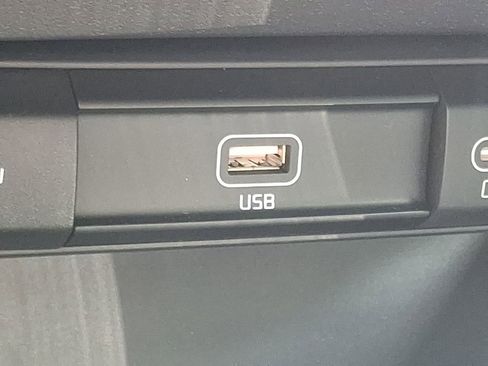 New 2025 Kia Niro EX Touring image 20