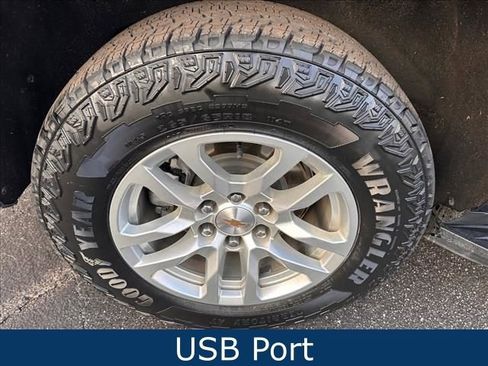 Certified 2024 Chevrolet Tahoe LT image 13