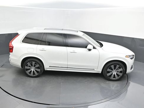 Certified 2025 Volvo XC90 T8 Ultra w/ Protection Package Premier AWD/4WD image 29