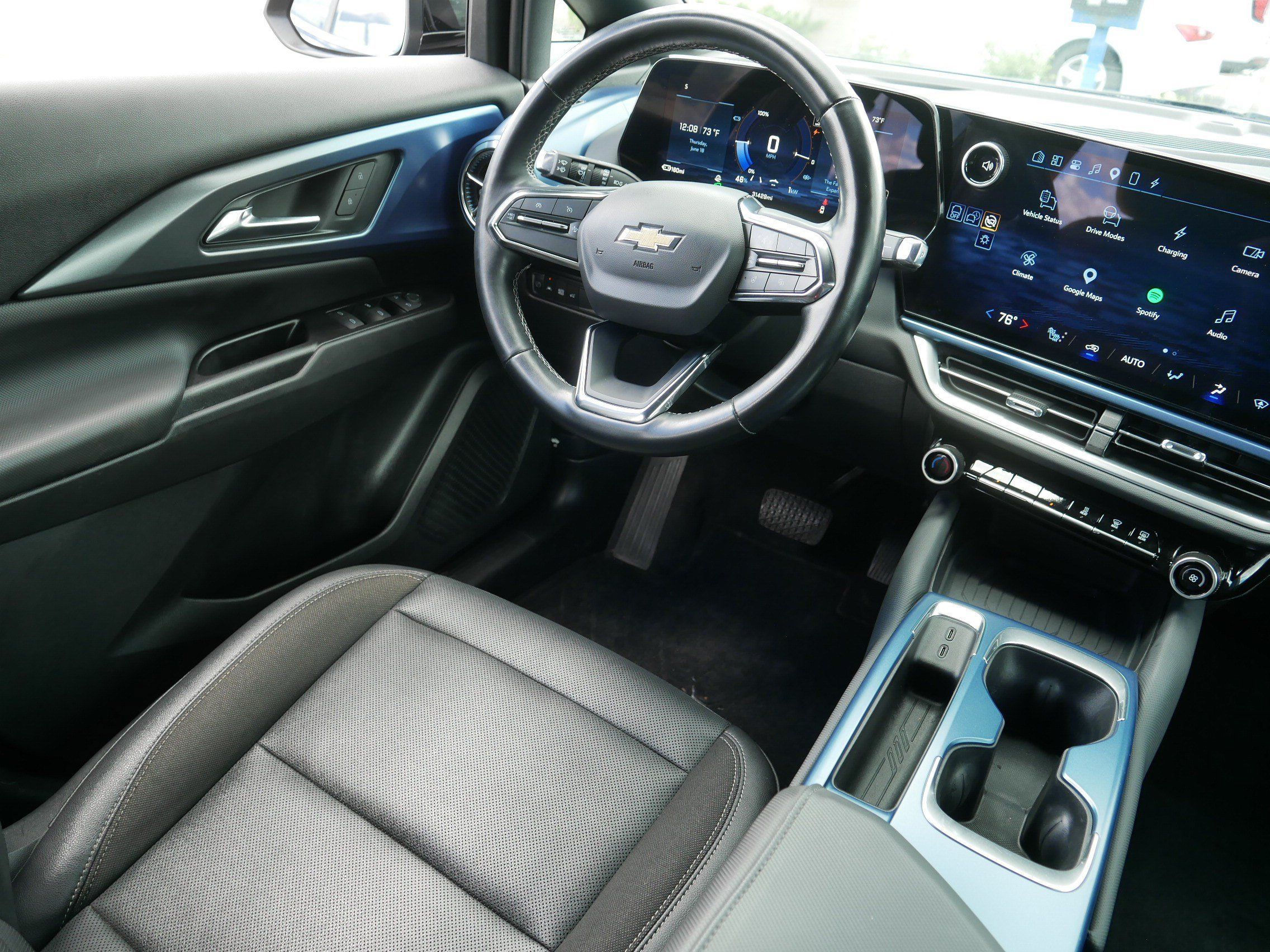 Used 2024 Chevrolet Equinox EV LT w/ LPO, All-Weather Mat Package FWD image 9