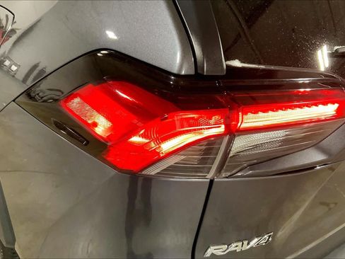 Used 2024 Toyota RAV4 XLE image 27