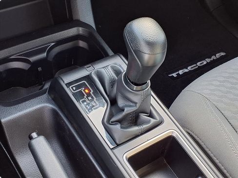 Used 2023 Toyota Tacoma SR image 14