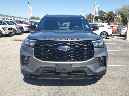 Certified 2025 Ford Explorer ST-Line image 2