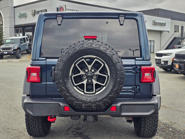 Used 2025 Jeep Wrangler Unlimited Rubicon w/ Safety Group AWD/4WD image 4