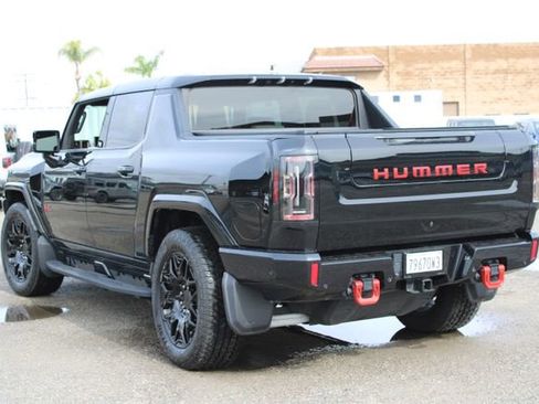 Used 2024 GMC Hummer EV 3X w/ LPO, Illumination Package image 3