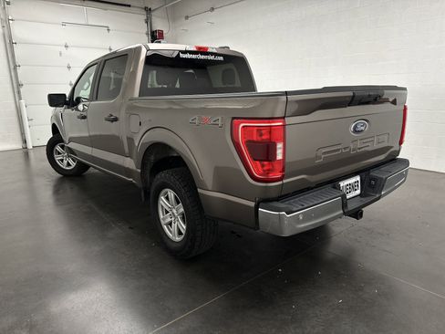 Used 2022 Ford F150 XLT w/ Trailer Tow Package image 9