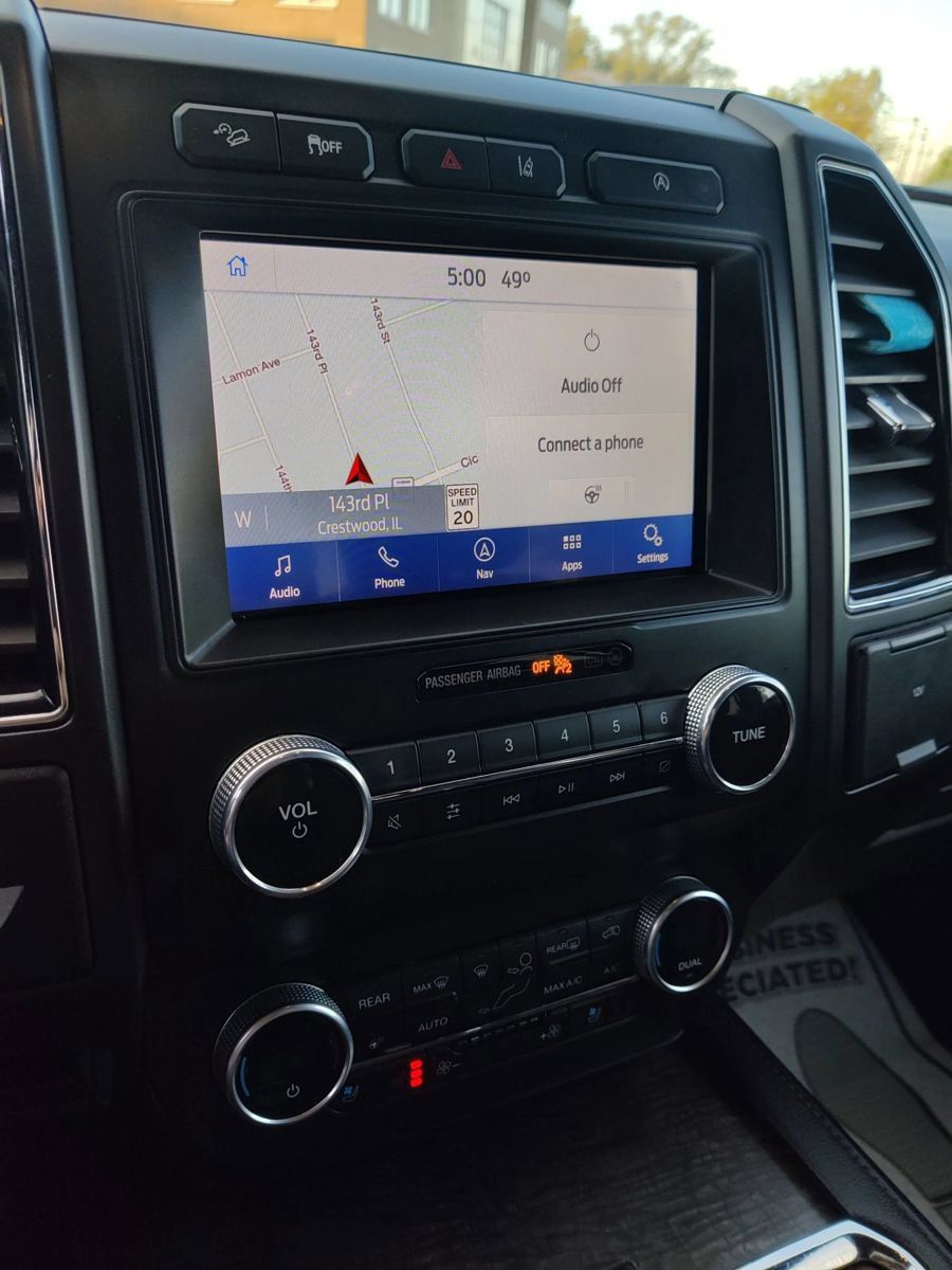 Used 2021 Ford Expedition Limited AWD/4WD image 30