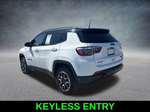 Certified 2024 Jeep Compass Trailhawk image 7