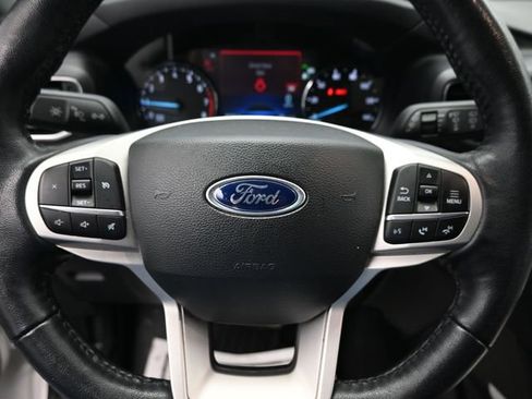 Used 2023 Ford Explorer XLT w/ Equipment Group 202A image 19
