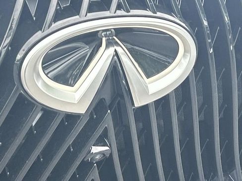 New 2026 INFINITI QX80 Autograph w/ Premium Cargo Package AWD/4WD image 11