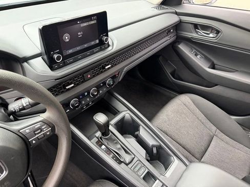 Used 2023 Honda Accord EX image 25