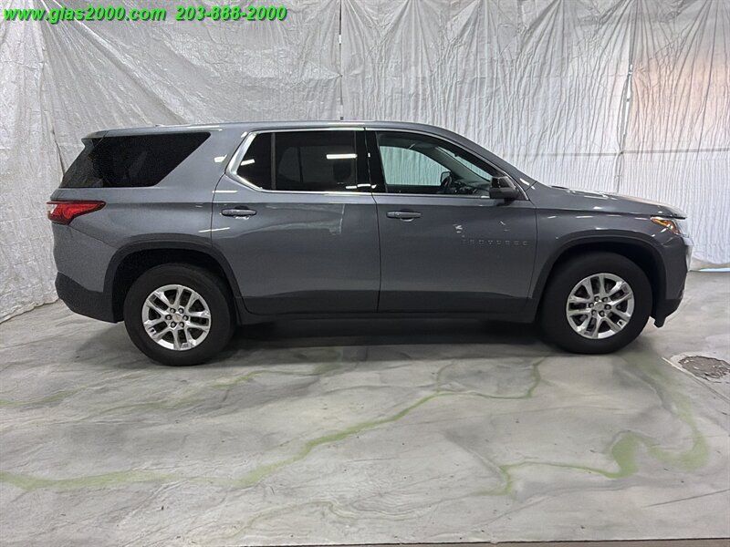 Used 2021 Chevrolet Traverse LS AWD/4WD image 14