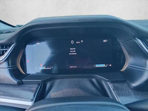 Used 2023 Jeep Grand Cherokee Limited w/ Luxury Tech Group II image 20