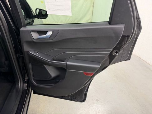 Used 2025 Ford Escape ST-Line Select image 13