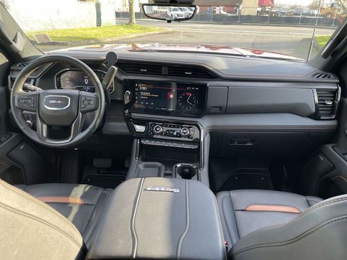 Used 2025 GMC Sierra 2500 AT4 w/ AT4 Premium Plus Package image 21
