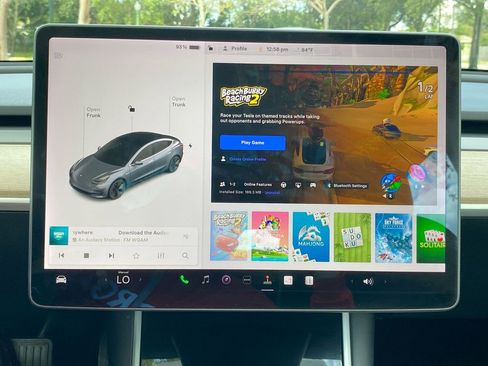 Used 2020 Tesla Model 3 Standard Range Plus image 27