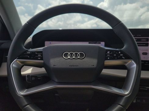 New 2026 Audi Q3 quattro 2.0T AWD/4WD image 8