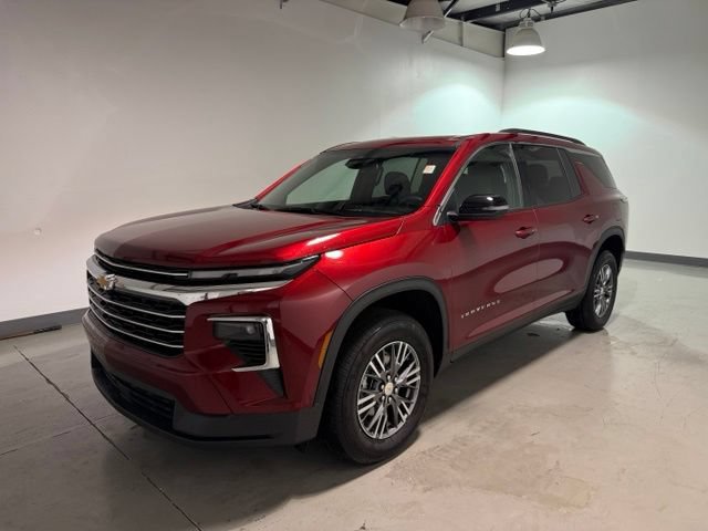 Certified 2026 Chevrolet Traverse LT FWD image 3