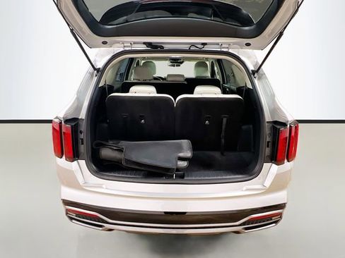 Certified 2021 Kia Sorento S w/ Panoramic Sunroof Package image 25