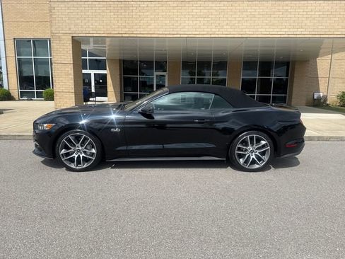 Used 2016 Ford Mustang GT Premium w/ Equipment Group 401A RWD image 1