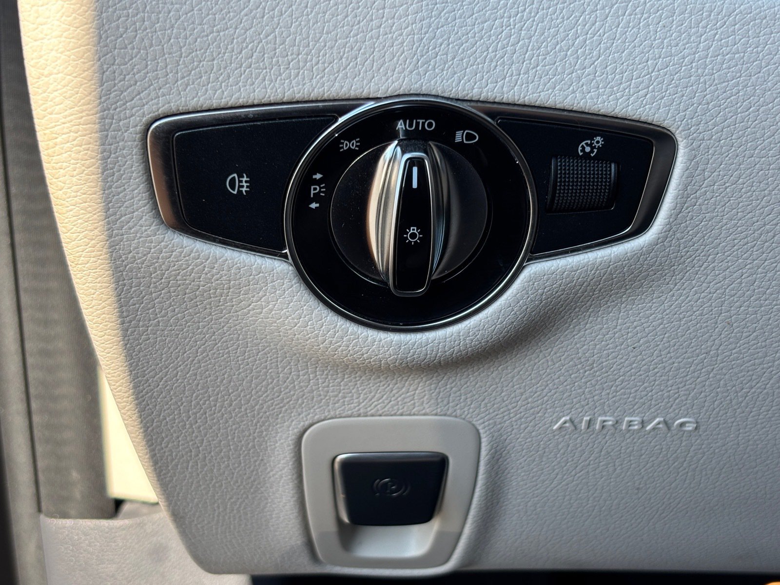 Used 2023 Mercedes-Benz E 450 4MATIC Cabriolet image 27