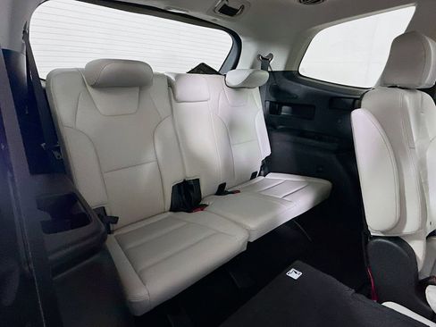 Used 2023 Kia Telluride SX Prestige image 13
