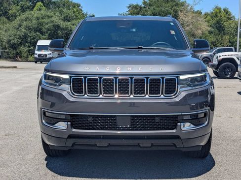 Used 2024 Jeep Wagoneer 4WD image 8