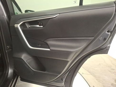 Used 2021 Toyota RAV4 XLE w/ Convenience Package image 48