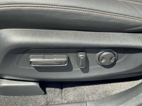 Certified 2025 Honda CR-V Sport-L image 17