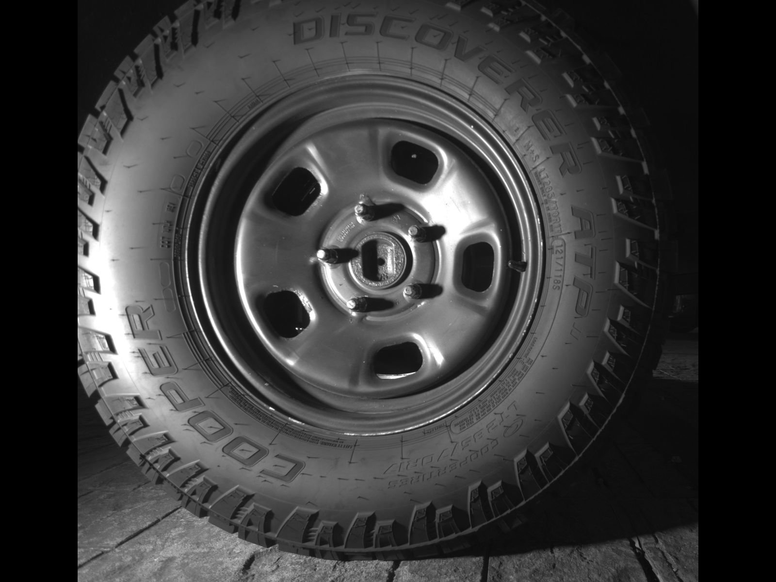 Used 2016 RAM 1500 Tradesman w/ Popular Equipment Group AWD/4WD image 26