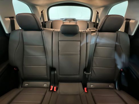 New 2026 Mercedes-Benz GLS 450 4MATIC image 26