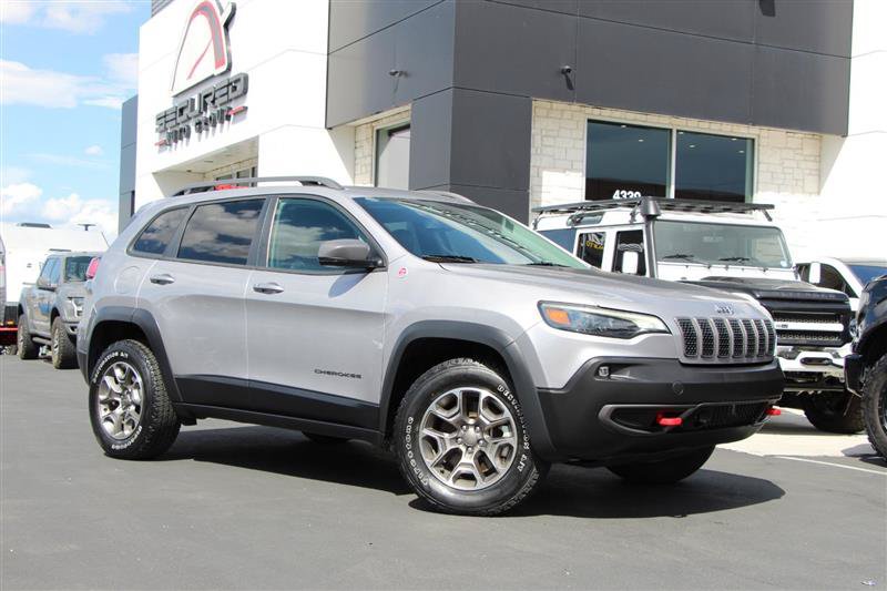 Used 2021 Jeep Cherokee Trailhawk AWD/4WD image 1