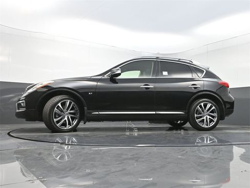 Used 2017 INFINITI QX50 Journey w/ Premium Package image 26
