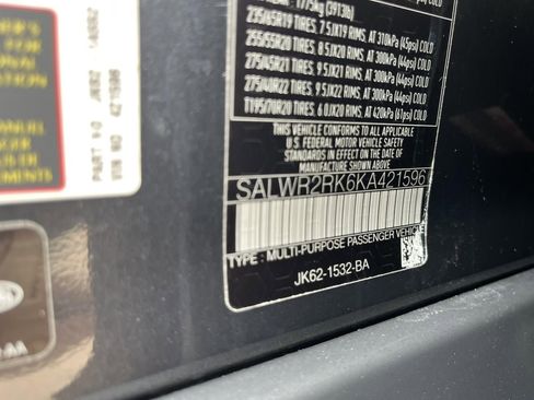 Used 2019 Land Rover Range Rover Sport HSE image 16