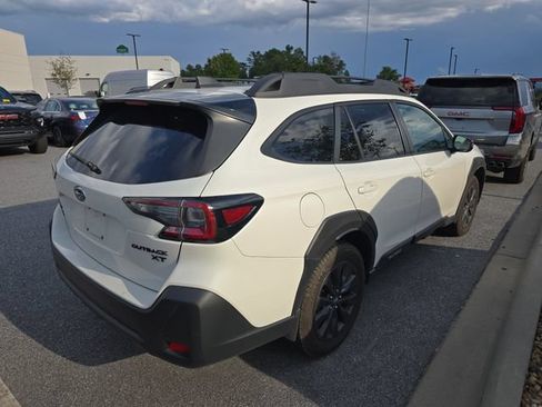Used 2023 Subaru Outback Onyx Edition XT AWD/4WD image 2